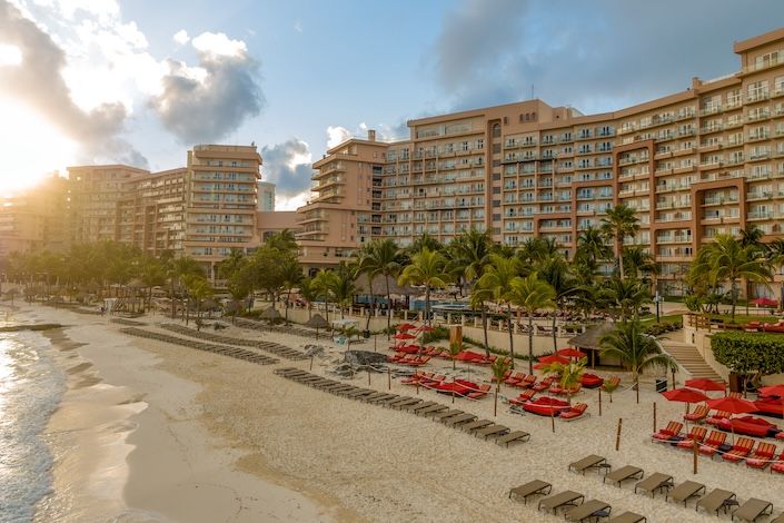 grand-fiesta-americana-coral-beach-cancun-luxury-all-inclusive-resort-perfect-business-leisure-family-stays-3.jpg