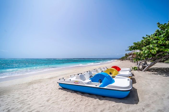 grand-memories-holguin-el-todo-incluido-que-tu-familia-merece-blue-diamond 3.jpg