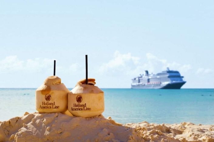 Holland America Line unveils new Beach Club and Food Pavilion at RelaxAway, Half Moon Cay