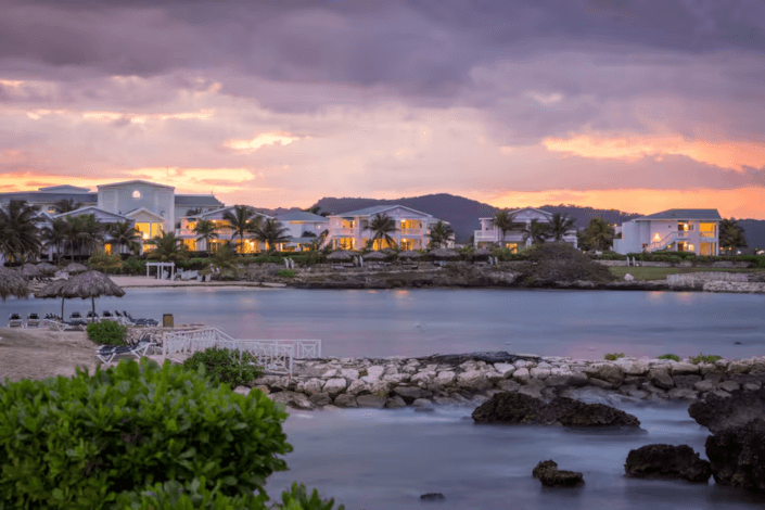 HotelDO consolida su portafolio con alianza exclusiva junto a Palladium Hotels