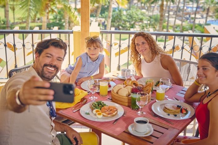 How Posadas transformed hospitality experience through real-time listening