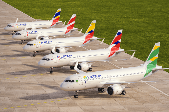 LATAM presenta colección especial de aviones con colores de países de Sudamérica