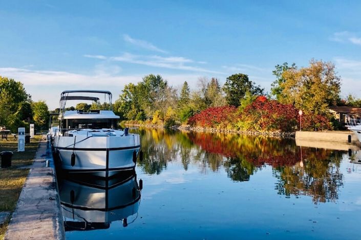 Le Boat extends season on Trent-Severn Waterway