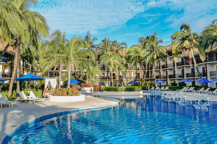Marriott International y The Reef Resorts & Spa firman acuerdo para debutar la marca Tribute Portfolio Hotels todo incluido en Playa del Carmen, México