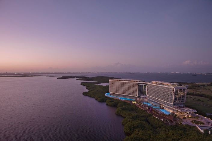 mondrian-cancun-all-inclusive.jpeg