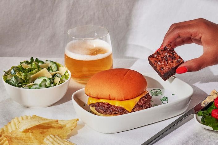 Now boarding: Delta to serve Shake Shack burgers on flights