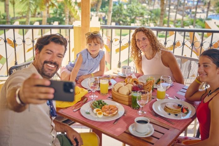 Posadas supera al sector hotelero en experiencia del cliente