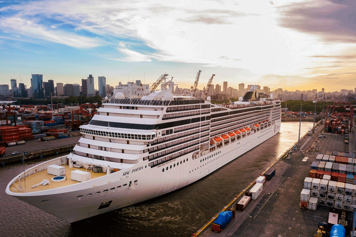 Puerto Buenos Aires: Arribaron más de 12 mil turistas en 4 cruceros