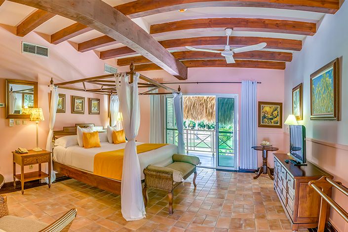 romantic-escape-royalton-hicacos-perfect-plan-valentine-day-any-special-occasion-blue-diamond-resorts-cuba-3.jpg