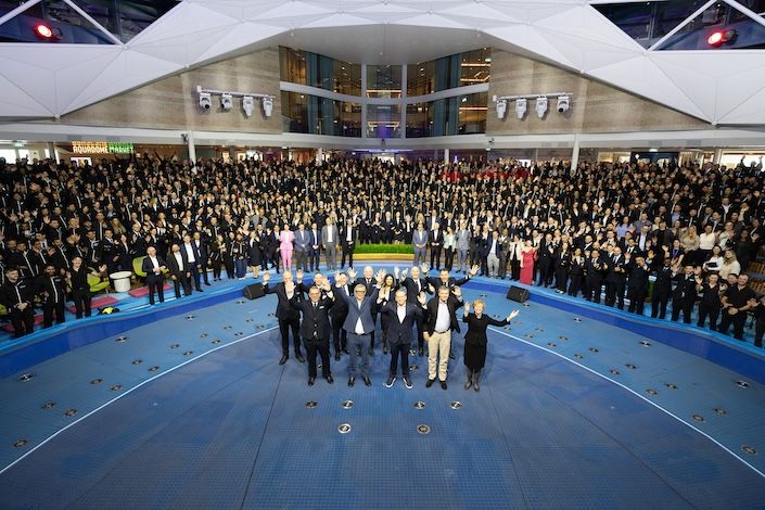 Royal Caribbean takes delivery of Legend of the Seas ahead of July debut