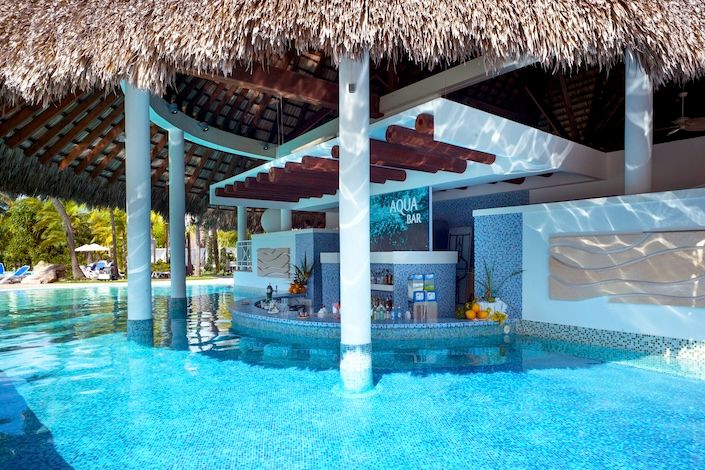 royalton-hicacos-luxury-privacy-personalized-service-blue-diamond-resorts-2.jpg