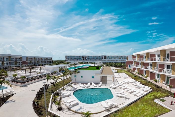 sanctuary-white-sands-exclusive-adults-only-paradise-cuba-blue-diamond-resorts-3.JPG