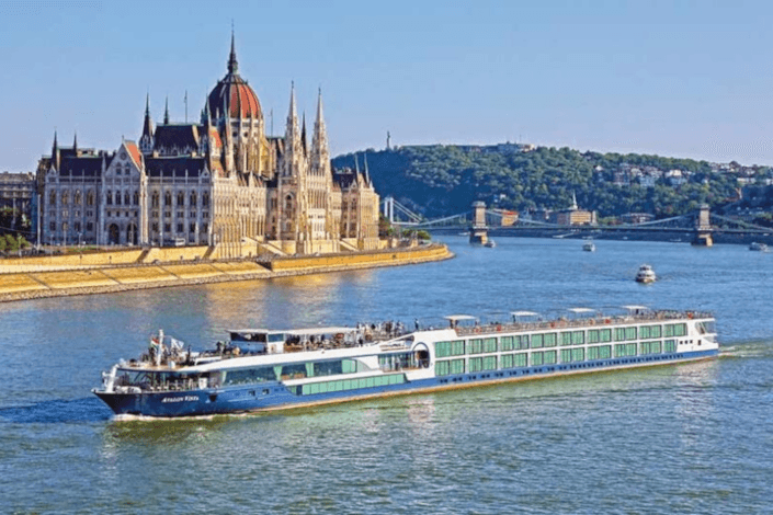 ¡Este verano viaja más y paga menos con Tours Specialist! ☀️