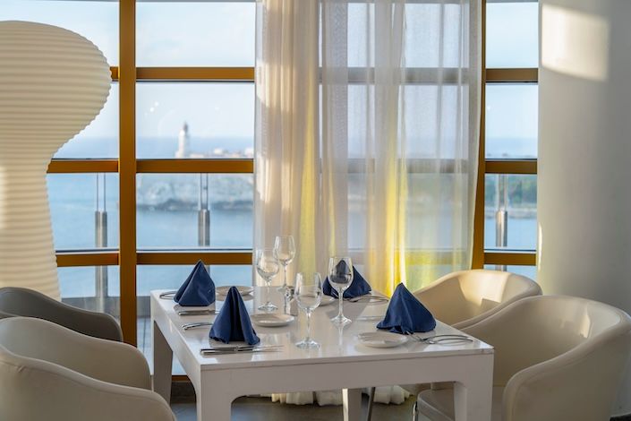 sky-level-service-royalton-habana-wake-up-beauty-havana-2.jpg