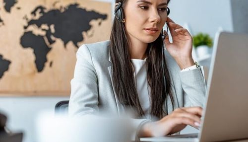 Les voyageurs font plus confiance aux agences de voyages qu’à l’intelligence artificielle