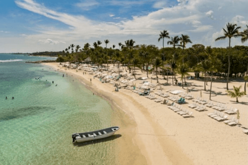 Minitas es Una de las Pocas Playas Libres de Algas en el Caribe