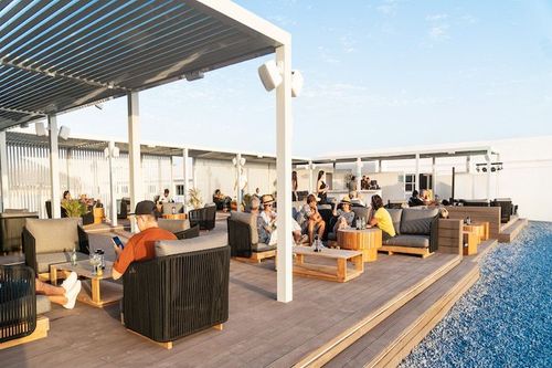  Prochaine ouverture du Solar - Music Bar & Rooftop!