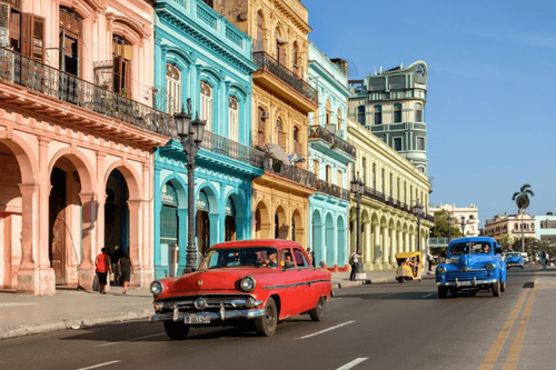 Cuba se desmarca de México y facilita visas electrónicas a turistas