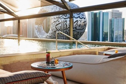 Fly Emirates to Dubai and enjoy a complimentary night’s stay in a luxury 4 or 5 star hotel