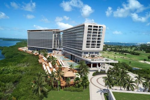 Hyatt Vivid Grand Island: Casual comfort awaits in Cancun