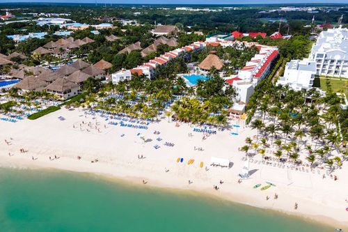 Viva Wyndham Resorts, hoteles en México, frente al mar recientemente renovados
