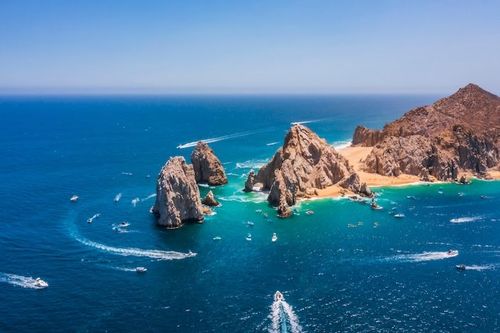 Airline seat capacity from Canada is up, says Los Cabos