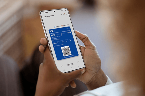 American Airlines expands digital wallet integration, making travel day easier for customers