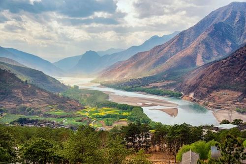 China, Japan & Thailand Tour Packages from Toronto — MapleLux Holidays Specials