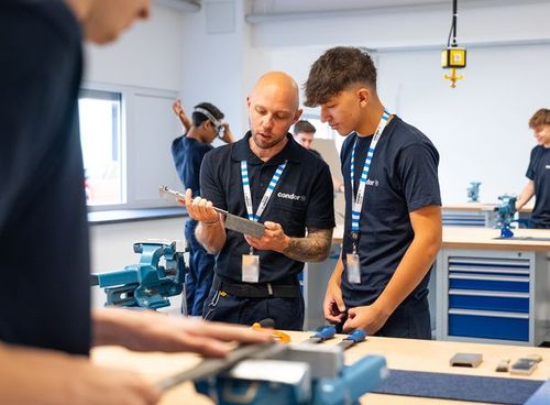 Condor eröffnet neues Technik-Training Center