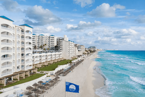 Hilton Cancun Mar Caribe All-Inclusive Resort obtiene la certificación Blue Flag