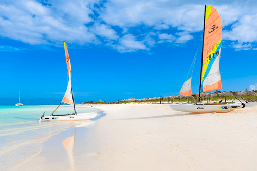 Hola Sun: Discover Cuba for less, unbeatable deals await!