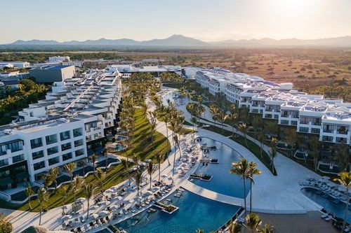 Hyatt’s Inclusive Collection shines in two upcoming episodes of “The Bachelor”
