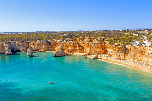 Jet2.com and Jet2holidays put first Winter Sun programme on sale from London Luton Airport just one week after launching