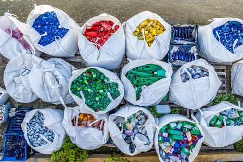  Kreislaufwirtschaft gegen Plastikmüll in der Karibik: TUI Care Foundation startet neues Destination Zero Waste Projekt auf Curaçao
