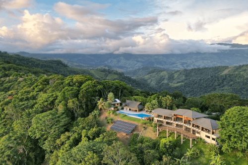 Lamangata Luxury Surf Resort, un refugio sostenible en Costa Rica