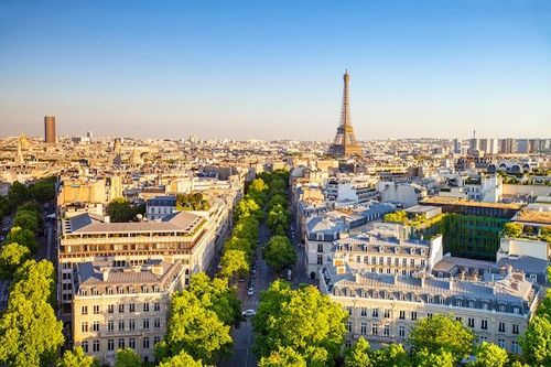 Loganair launches first-ever connection to Paris