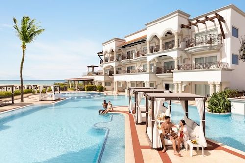 Mexico FamTrip: Hyatt Vivid, Playa del Carmen FAM 2025 + Day of the Dead Food Tour