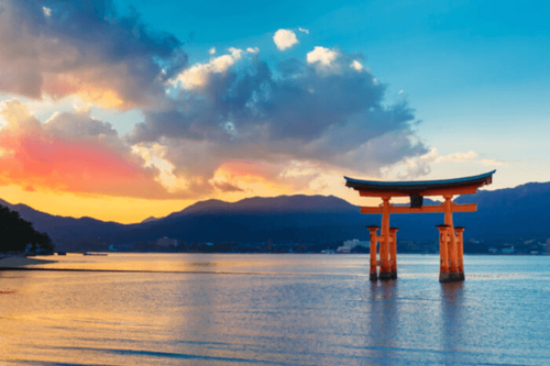 New tours through Japan, India & Thailand with Globus & Cosmos