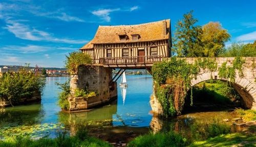 Vacances de Toussaint 2025: quelles sont les premières tendances ?