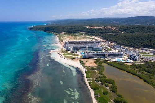 Ocean Signature Resorts is offering FREE transfers in the Caribbean
