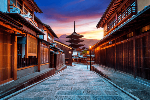 Plan the perfect winter getaway to Japan this season with Emirates