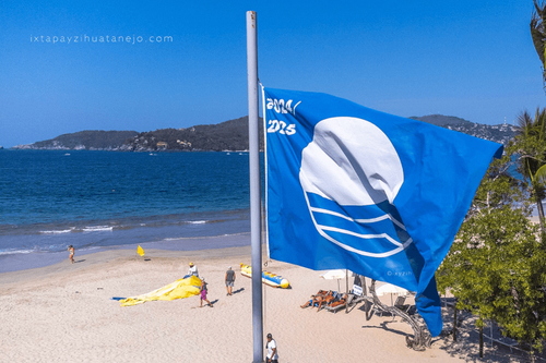 Playas de Ixtapa Zihuatanejo refrendan su distintivo Blue Flag para la temporada 2025-2026