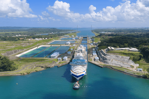 Princess Cruises’ newest ship, Star Princess, makes historic first transit of the Panama Canal