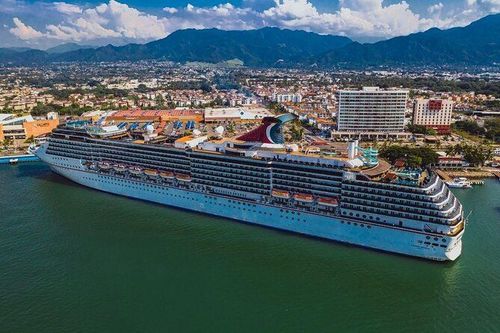 Puerto Vallarta recupera turismo de cruceros