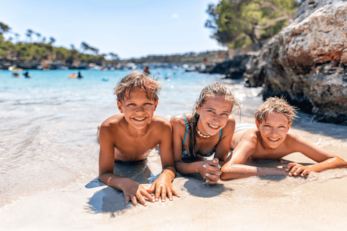 Research reveals family holidays are most fun when children reach age eight