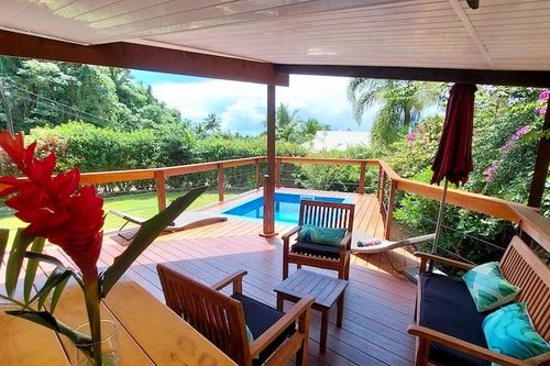 Save more on the Villa Nina Raiate in Tahiti