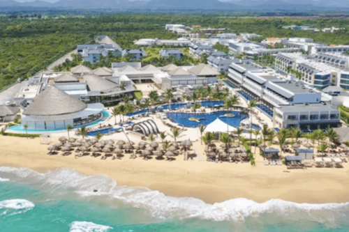 Sunwing names Royalton and Blue Diamond Resorts as February Partner of the Month