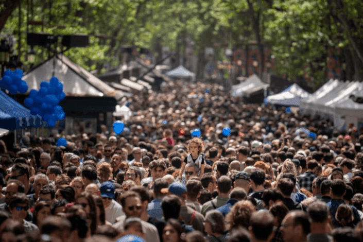 Spanien stellt mit 96,8 Millionen internationalen Besuchern im Jahr 2025 einen Tourismusrekord auf