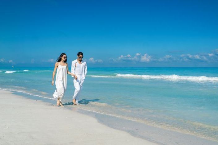 Spüren Sie diesen Sommer die blauen Rhythmen von Iberostar Cuba