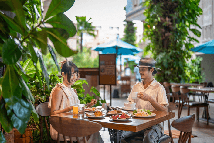 Transform an ordinary meeting into an unforgettable experience